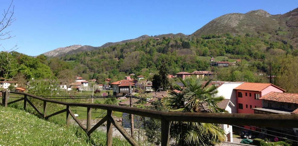 Apartamentos Aldea Del Puente Onís Exterior foto